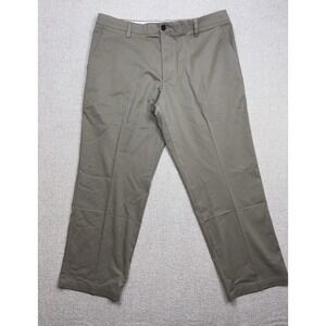 Dockers men's khaki classic fit pants size 38 x 30